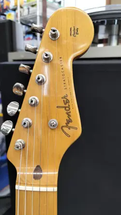 FENDER JAPAN ST54-75RV