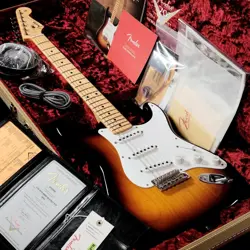 FENDER CUSTOM SHOP 70TH ANNIVERSARY 1954 STRATOCASTER 2024 ELECTRIC GUITAR