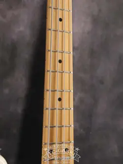 FENDER 2021 PLAYER