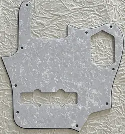 NEW GREAT- FOR FIT FENDER US JAGUAR BASS STYLE GUITAR PICKGUARD WHITE PEARL