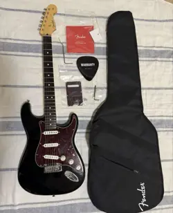 Ⅱ STRATOCASTER BLACK