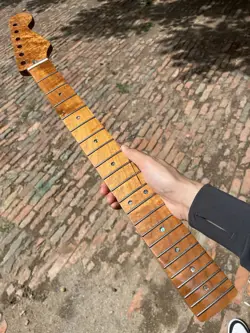 AAA GLOSS YELLOW RETRO 22FRETS FENDER STRAT ROASTED MAPLE ELECTRIC GUITAR NECK