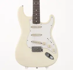 FENDER JAPAN 1989 ST62-55 VINTAGE WHITE E-SERIAL