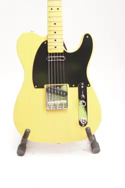 FENDER AMERICAN VINTAGE II 1951 TELECASTER 6-STRING GUITAR (BUTTERSCOTCH BLONDE)