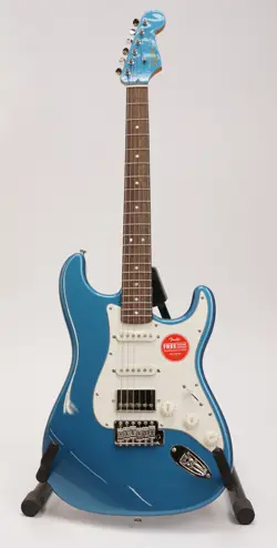 FENDER LIMITED EDITION CLASSIC VIBE '60S STRATOCASTER HSS, LAUREL FINGERBOARD, P