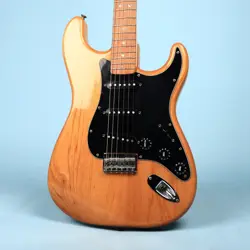 STRATOCASTER NATURAL ALDER