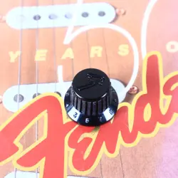 (1) FENDER 1986 MIJ BLACK F LOGO CONTEMPORARY KNOB JAPAN