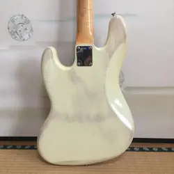 BASE FENDER CUSTOM