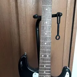 GUITAR COMPACT