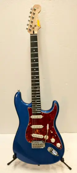 FENDER STRATOCASTER MODIFIED