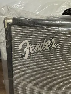 25W BASS COMBO