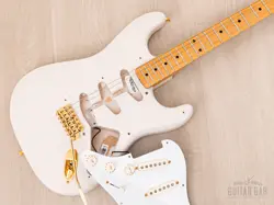 STRATOCASTER W/ CASE