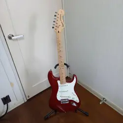 SQUIER BY FENDER STANDARD STRATOCAS SAFE DELIVERY FROM JAPAN