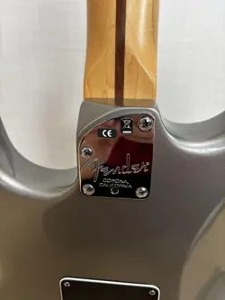 AMERICAN DELUXE STRATCASTER