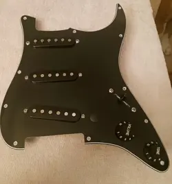 DRIVE LOADED PICKGUARD