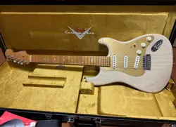 ELECTRIC GUITAR FENDER CUSTOM SHOP AMERICAN COLLECTION STRATOCASTER HONEY BLONDE