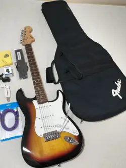 SQUIER BY FENDER AFFINITY STRATOCASTER MANY EXTRAS SAFE PACKING!