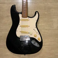 SERIES STRATOCASTER SAFE