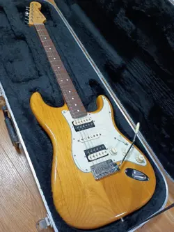 II STRATOCASTERHSH #QO1QQB