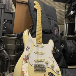 HENDRIX STRATOCASTER #QO42RN