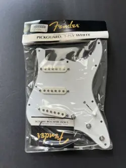 FENDER AMERICAN STANDARD LOADED STRATOCASTER PICKGUARD