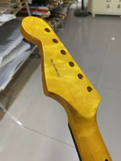 ROSEWOOD YELLOW GLOSS