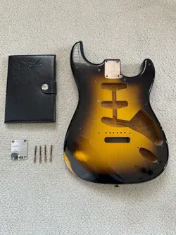 2022 LIMITED EDITION FENDER CUSTOM SHOP RELIC 1957 STRATOCASTER BODY