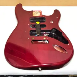 STRATOCASTER CRIMSON RED