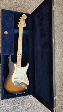 SPECIAL STRATOCASTER HARD