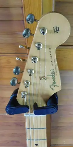 2004 FENDER 50TH ANNIVERSARY STRATOCASTER IN AZTEC GOLD