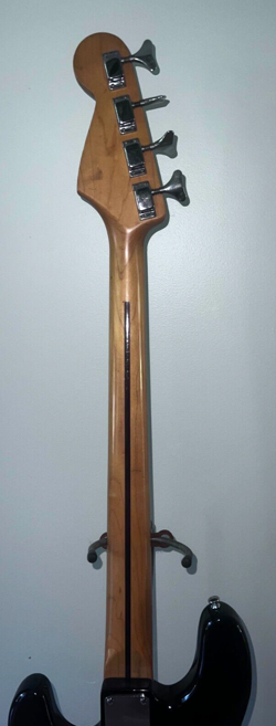 SQUIER PRECISION BASS BY FENDER MADE IN KOREA