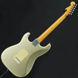 MAPLE NECK RIGHT-HANDED