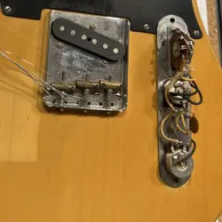 1988 ELECTRIC GUITAR