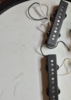 PICKUPS STRING BASS
