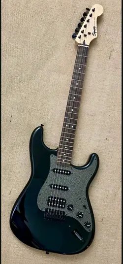 SQUIER FENDER 6 STRING ELECTRIC GUITAR - BULLET STRAT BLACK