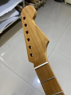 STAINLESS STEEL 21FRETS YELLOW RETRO MAPLE ELECTRIC GUITAR NECK FENDER STRAT