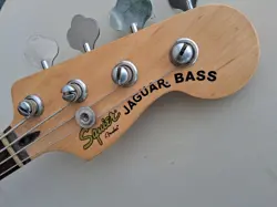 SQUIER/FENDER JAGUAR