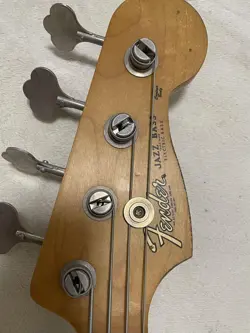 FENDER FLEA BASS