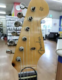 STYLE STRATOCASTER ELECTRIC