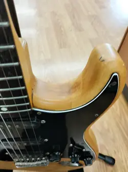 VINTAGE STYLE STRATOCASTER