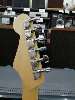 FENDER ST-50 ELECTRIC GUITAR