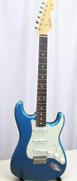 FENDER JAPAN TRADITIONAL II 60S STRATOCASTER ELECTRIC GUITAR WITH SOFT CASE