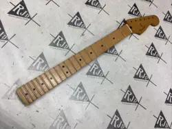 1995 FENDER MIM STRATOCASTER ELECTRIC GUITAR MAPLE NECK