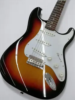 FENDER JAPAN ST62-66US STRATOCASTER ELECTRIC GUITAR 3-TONE SUNBURST WITH SOFT C