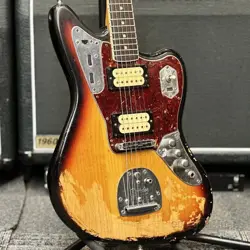 FENDER KURT COBAIN ROAD WORN JAGUAR -3-COLOR SUNBURST- 2011 3.88KG