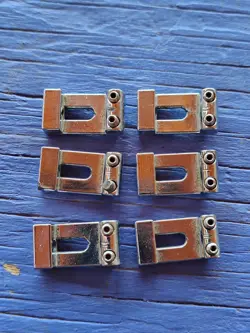 VINTAGE 1972 73 74 75 76 -79 SINGLE FENDER STRATOCASTER  GUITAR SADDLE EXCELLENT