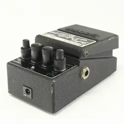 SED BOSS / FDR-1 FENDER 65 DELUXE REVERB-AMP