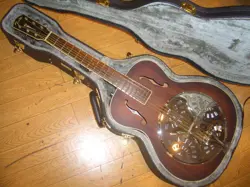 FENDER PR-180E RESONATOR