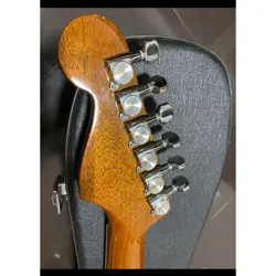 ACOUSTIC GUITAR MAHOGANY