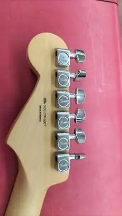 FENDER MEXICO PLAYER STRATOCASTER TYPE ELECTRIC GUITAR